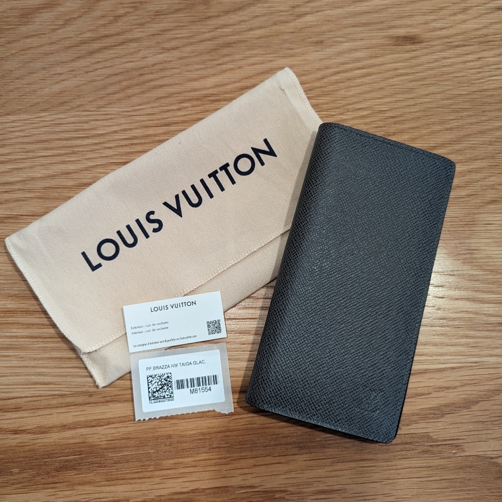Louis Vuitton Brazza Wallet